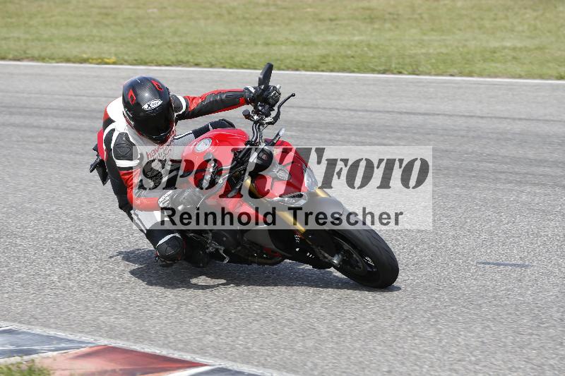 /27 12.06.2025 Ducati Schweiz Trackday Warmup  ADR/blau-bleu/ohne
